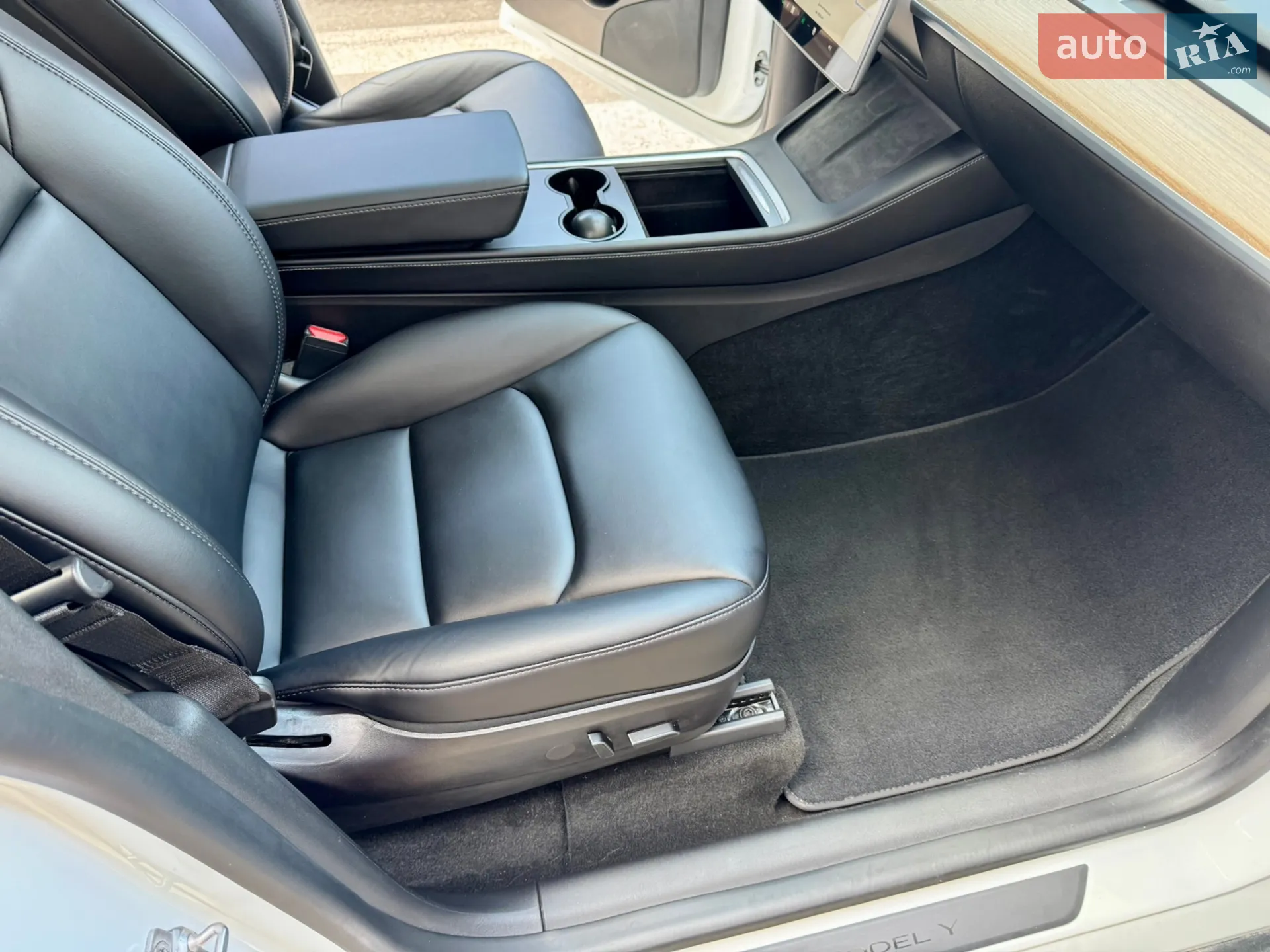 2022 Tesla Model Y - мініатюра 46