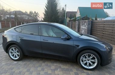 Внедорожник / Кроссовер Tesla Model Y 2023 в Киеве