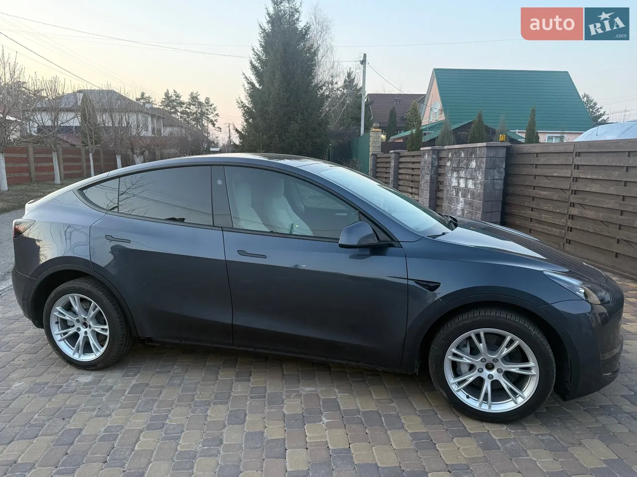 2024 Tesla Model Y - мініатюра 20