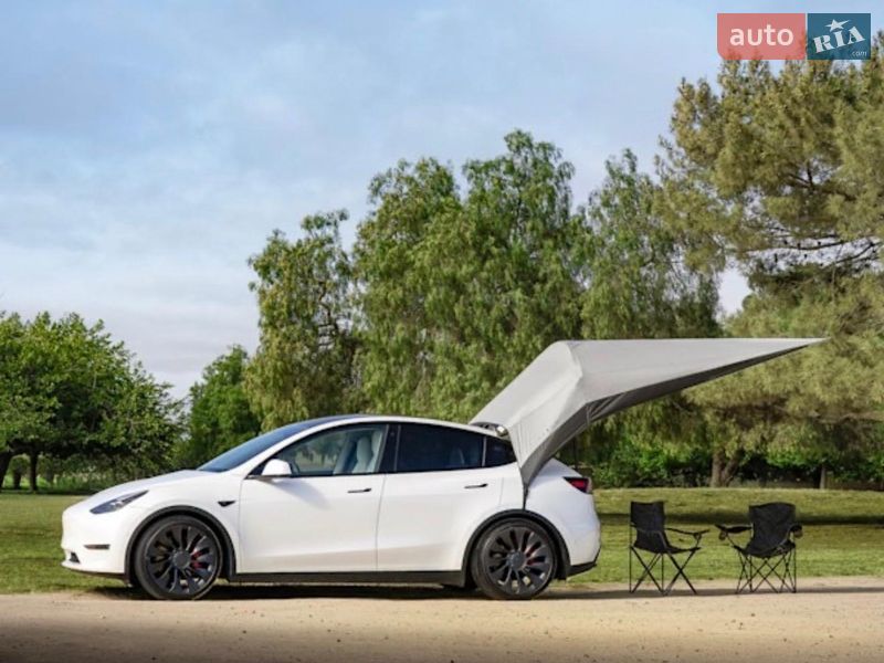 Позашляховик / Кросовер Tesla Model Y 2022 в Луцьку