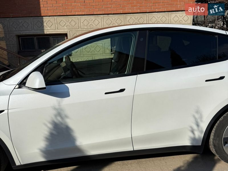 Внедорожник / Кроссовер Tesla Model Y 2021 в Владимирце