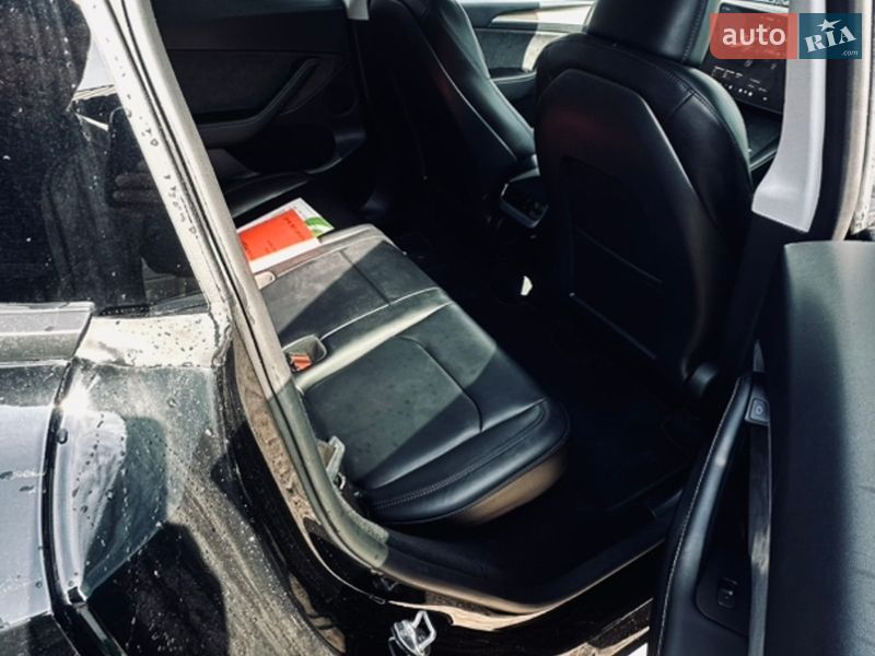 Позашляховик / Кросовер Tesla Model Y 2023 в Смілі