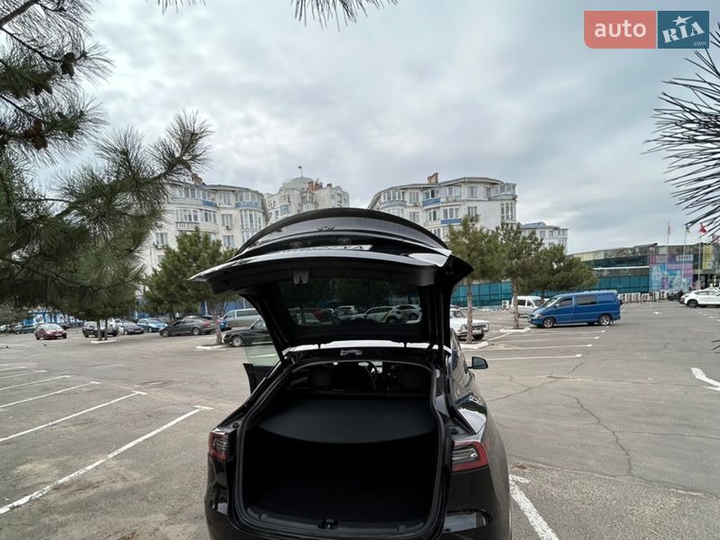 Внедорожник / Кроссовер Tesla Model Y 2023 в Одессе фото 10 Внедорожник / Кроссовер Tesla Model Y 2023 в Одессе