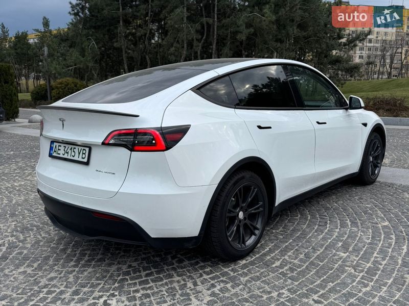 Позашляховик / Кросовер Tesla Model Y 2020 в Дніпрі фото 6 Позашляховик / Кросовер Tesla Model Y 2020 в Дніпрі