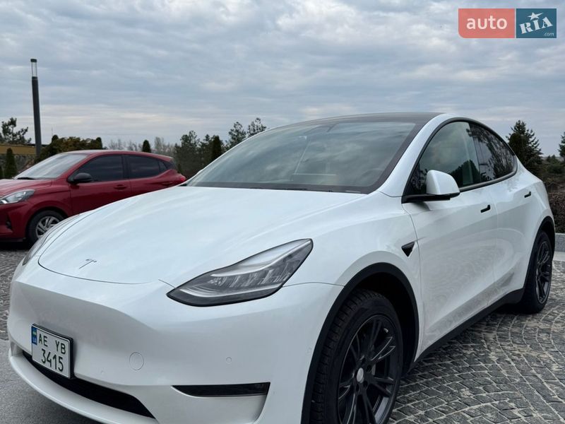 Позашляховик / Кросовер Tesla Model Y 2020 в Дніпрі фото 10 Позашляховик / Кросовер Tesla Model Y 2020 в Дніпрі