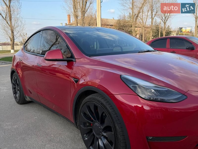 Позашляховик / Кросовер Tesla Model Y 2022 в Харкові