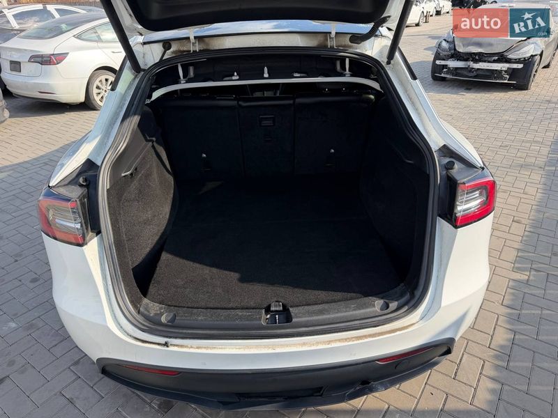 Внедорожник / Кроссовер Tesla Model Y 2022 в Луцке фото 21 Внедорожник / Кроссовер Tesla Model Y 2022 в Луцке