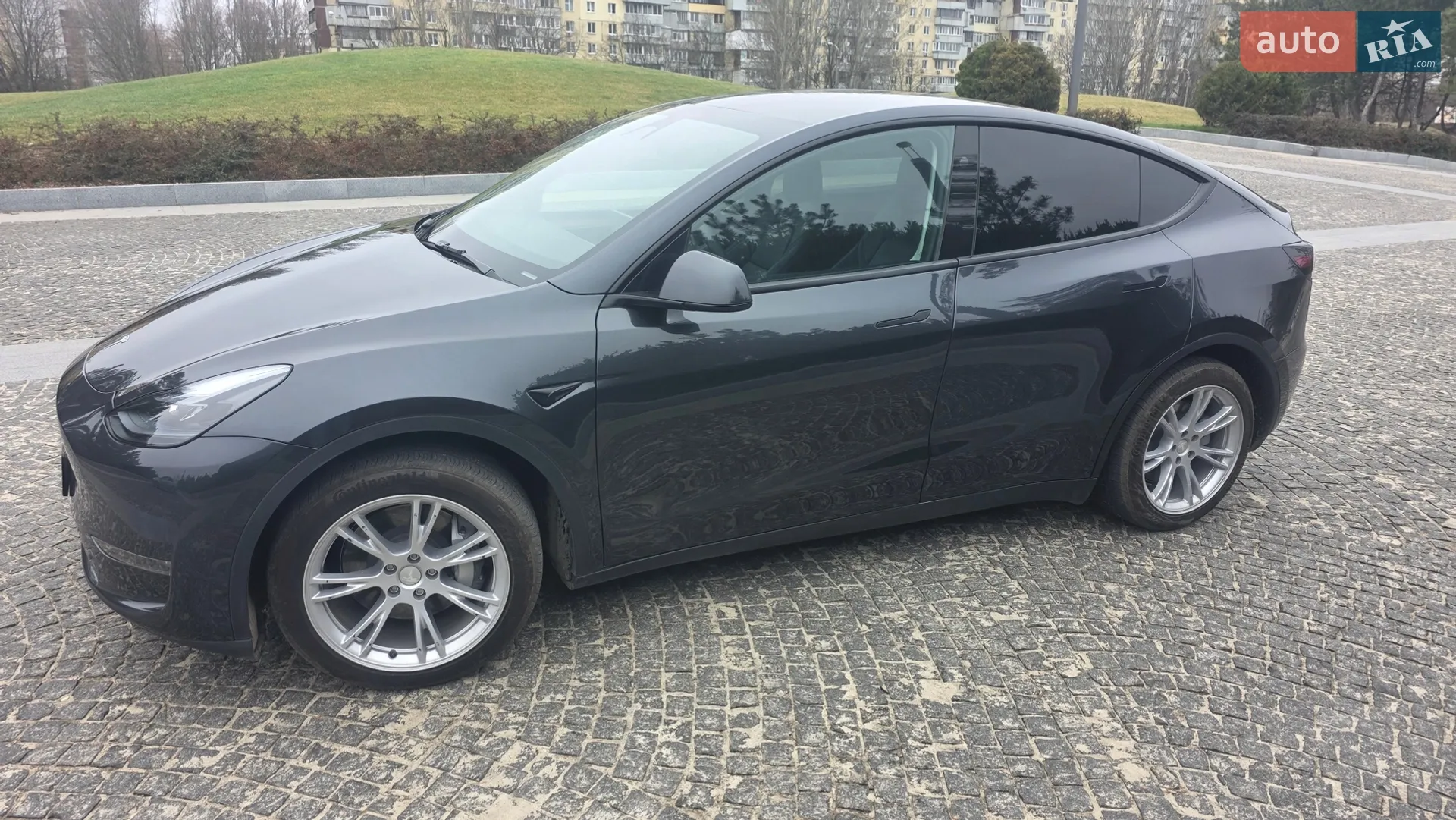 2024 Tesla Model Y - мініатюра 4