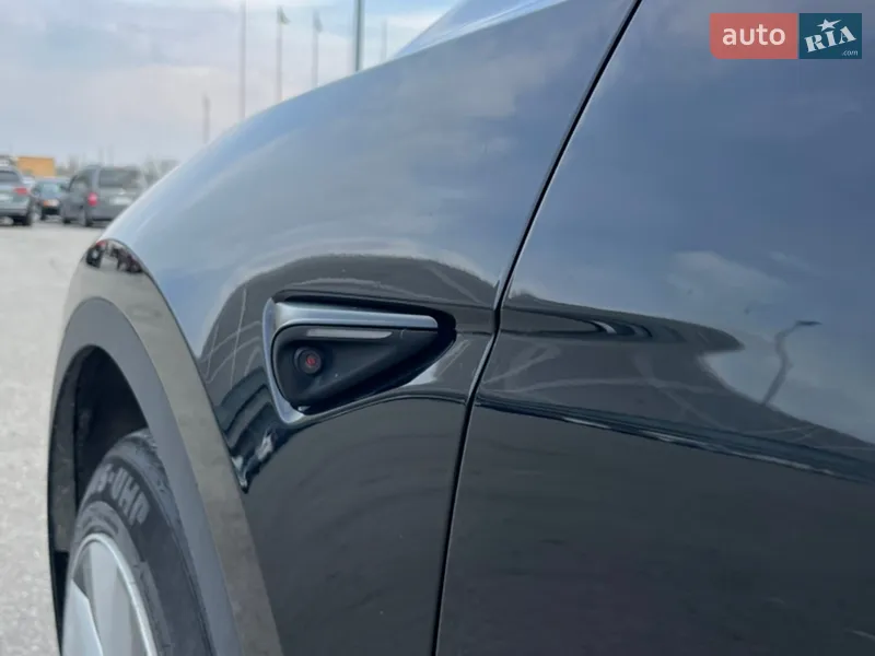 Tesla Model Y 2024 VIN 7SAYGDEE0RF078242 фото оголошення 5 з 49