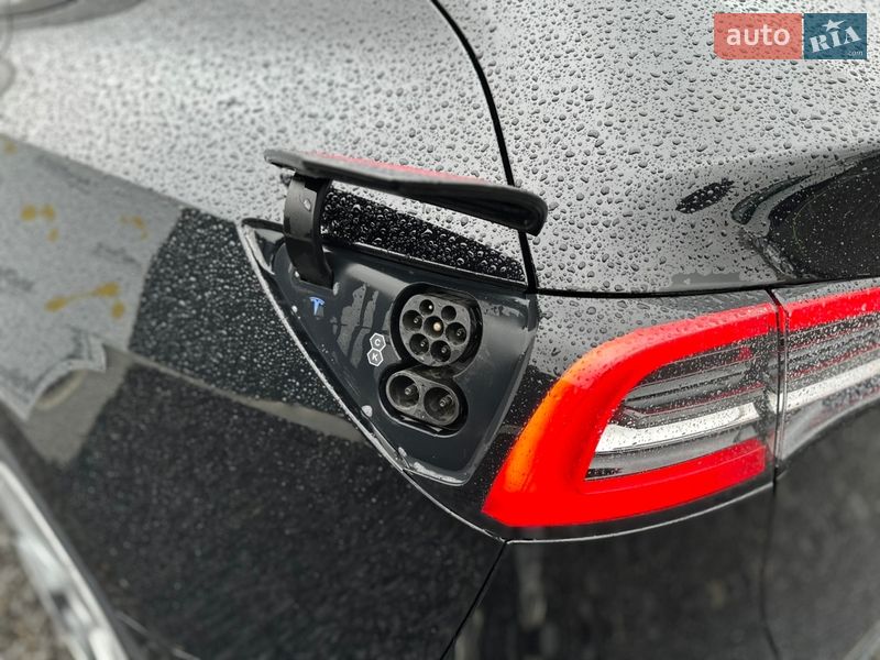 Внедорожник / Кроссовер Tesla Model Y 2022 в Луцке