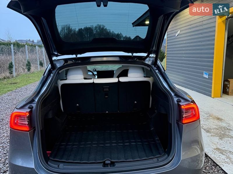 Внедорожник / Кроссовер Tesla Model Y 2024 в Киеве фото 16 Внедорожник / Кроссовер Tesla Model Y 2024 в Киеве