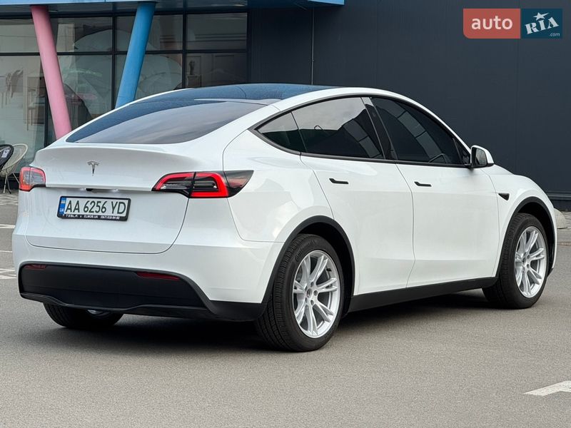 Внедорожник / Кроссовер Tesla Model Y 2024 в Киеве фото 9 Внедорожник / Кроссовер Tesla Model Y 2024 в Киеве