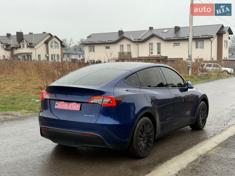 Внедорожник / Кроссовер Tesla Model Y 2021 в Ровно