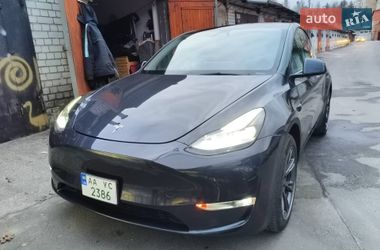 Позашляховик / Кросовер Tesla Model Y 2024 в Києві