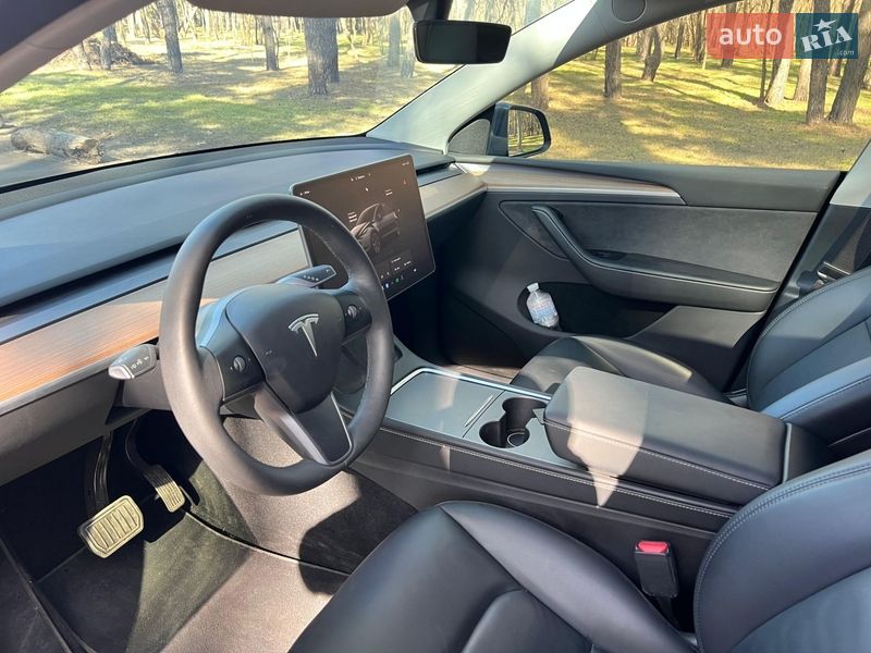 Внедорожник / Кроссовер Tesla Model Y 2023 в Каменском