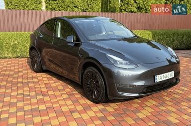 Внедорожник / Кроссовер Tesla Model Y 2024 в Киеве