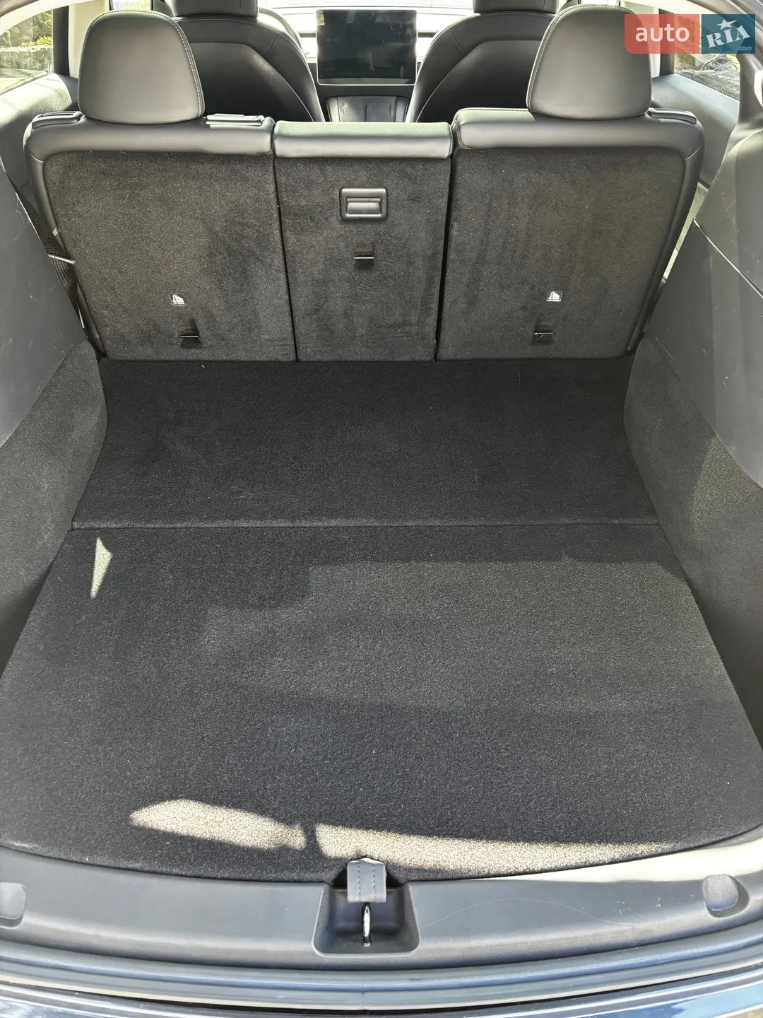 2021 Tesla Model Y - мініатюра 11