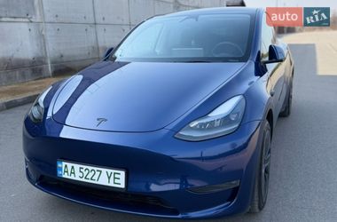 Внедорожник / Кроссовер Tesla Model Y 2024 в Киеве