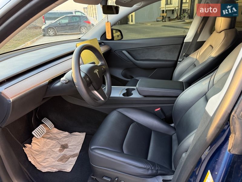 Позашляховик / Кросовер Tesla Model Y 2021 в Львові
