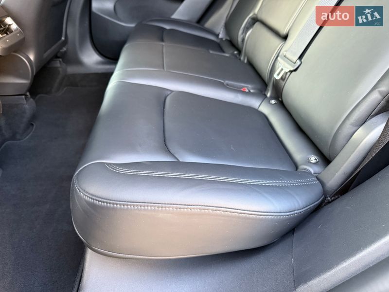 Позашляховик / Кросовер Tesla Model Y 2021 в Львові