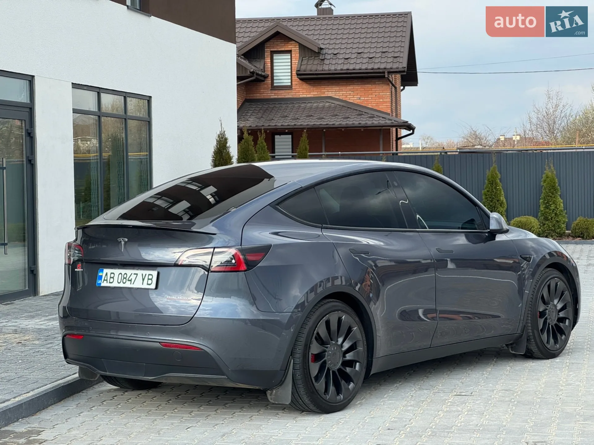2022 Tesla Model Y - мініатюра 8