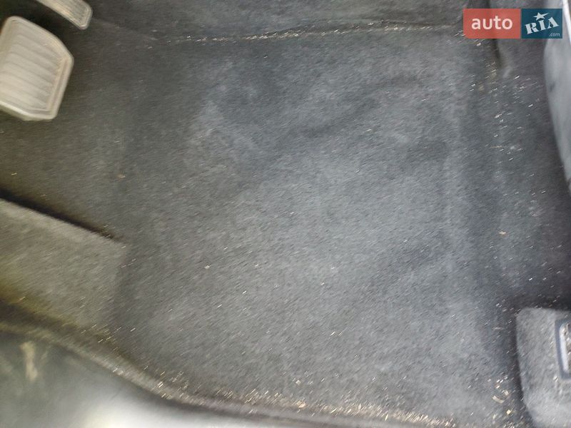 Позашляховик / Кросовер Tesla Model Y 2024 в Запоріжжі фото 29 Позашляховик / Кросовер Tesla Model Y 2024 в Запоріжжі