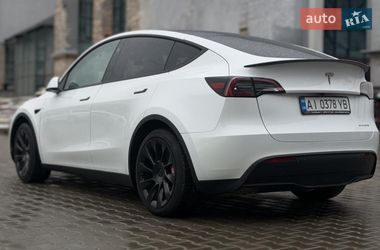 Внедорожник / Кроссовер Tesla Model Y 2023 в Киеве