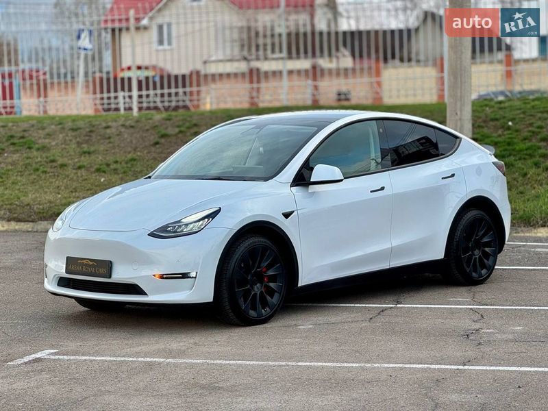 Tesla Model Y 2021
