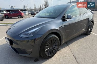 Внедорожник / Кроссовер Tesla Model Y 2024 в Киеве