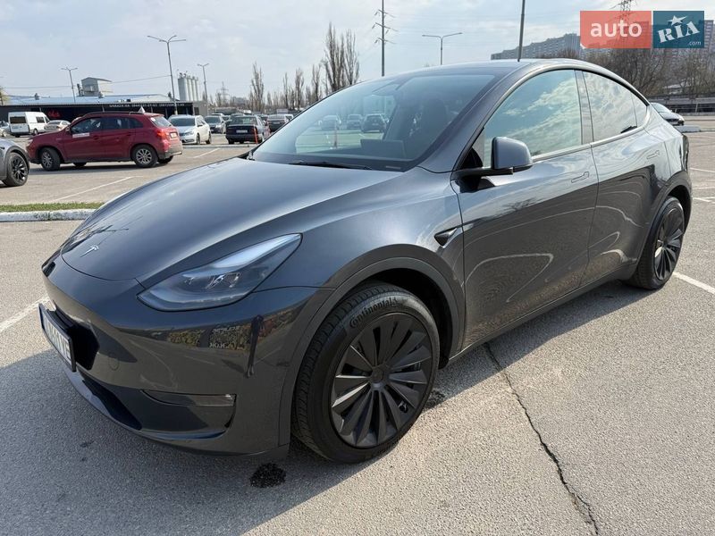 Tesla Model Y 2024 Tesla Model Y 2024