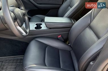 Позашляховик / Кросовер Tesla Model Y 2024 в Києві фото 12 Позашляховик / Кросовер Tesla Model Y 2024 в Києві