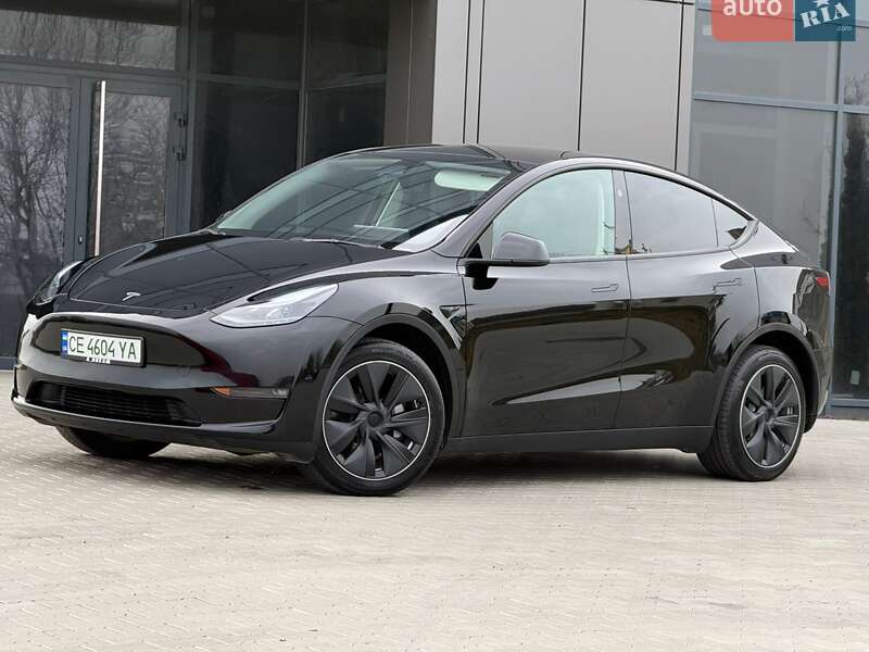 Позашляховик / Кросовер Tesla Model Y 2024 в Чернівцях фото 3 Позашляховик / Кросовер Tesla Model Y 2024 в Чернівцях