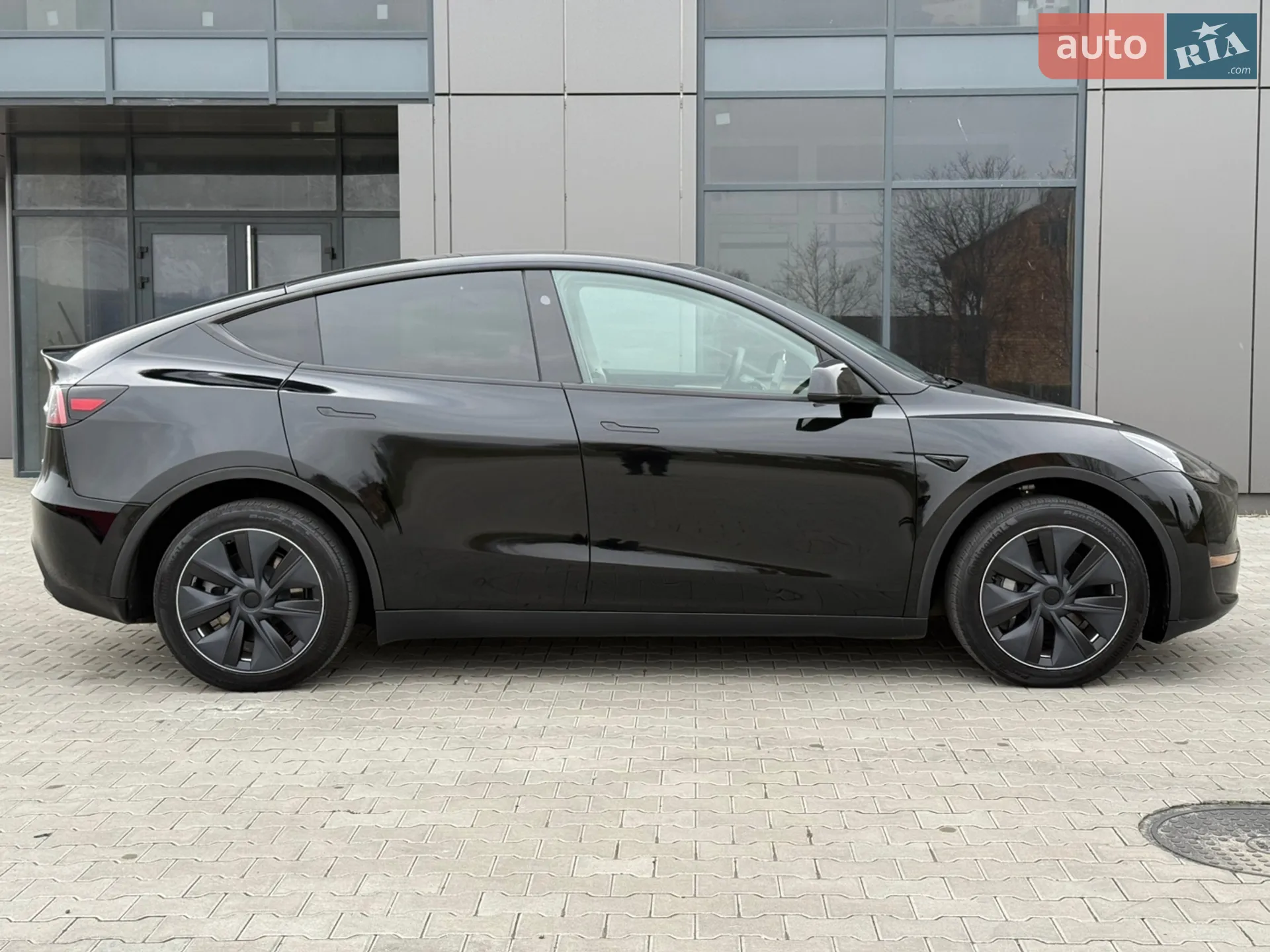 2024 Tesla Model Y - мініатюра 8