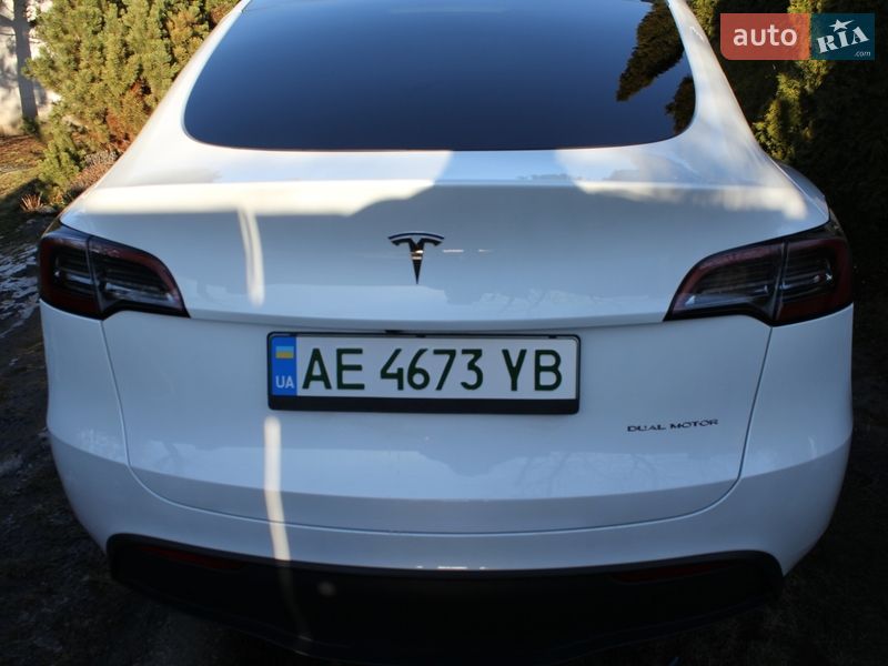 Внедорожник / Кроссовер Tesla Model Y 2024 в Днепре фото 14 Внедорожник / Кроссовер Tesla Model Y 2024 в Днепре