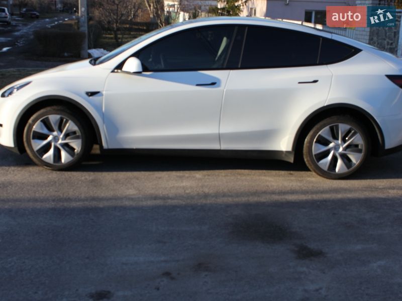 Внедорожник / Кроссовер Tesla Model Y 2024 в Днепре фото 22 Внедорожник / Кроссовер Tesla Model Y 2024 в Днепре