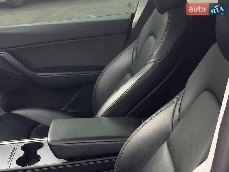 Внедорожник / Кроссовер Tesla Model Y 2022 в Каменском