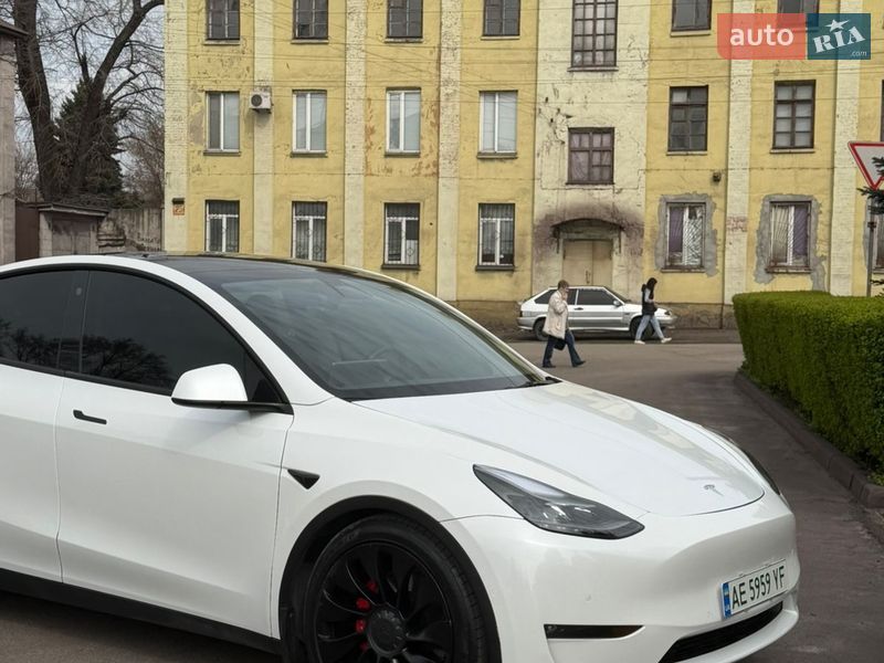 Внедорожник / Кроссовер Tesla Model Y 2022 в Каменском
