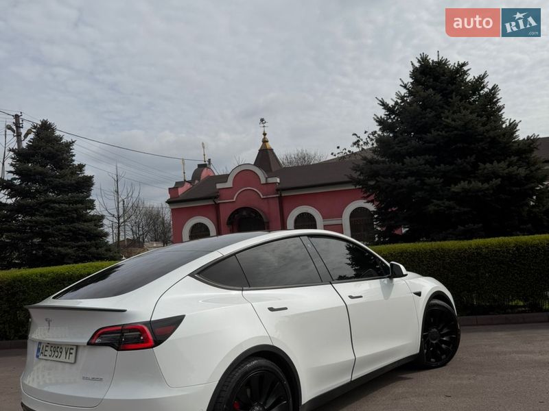 Внедорожник / Кроссовер Tesla Model Y 2022 в Каменском