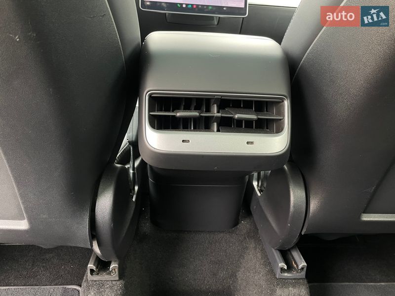 Внедорожник / Кроссовер Tesla Model Y 2020 в Одессе
