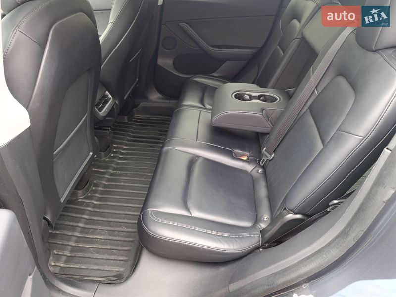 Позашляховик / Кросовер Tesla Model Y 2020 в Харкові