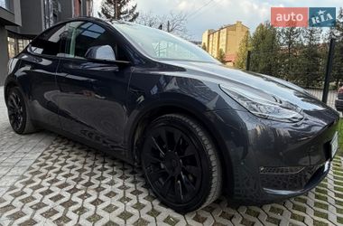 Позашляховик / Кросовер Tesla Model Y 2022 в Івано-Франківську
