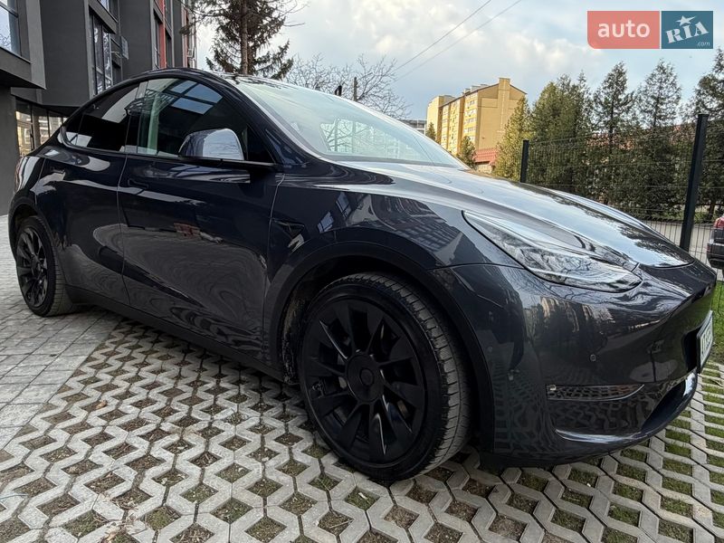 Tesla Model Y 2022 Tesla Model Y 2022