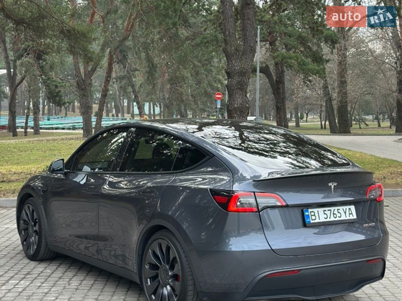 Позашляховик / Кросовер Tesla Model Y 2023 в Кременчуці фото 25 Позашляховик / Кросовер Tesla Model Y 2023 в Кременчуці