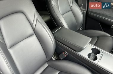 Внедорожник / Кроссовер Tesla Model Y 2023 в Кременчуге