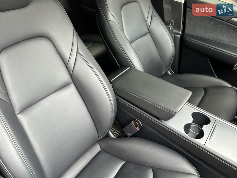 Позашляховик / Кросовер Tesla Model Y 2023 в Кременчуці фото 34 Позашляховик / Кросовер Tesla Model Y 2023 в Кременчуці