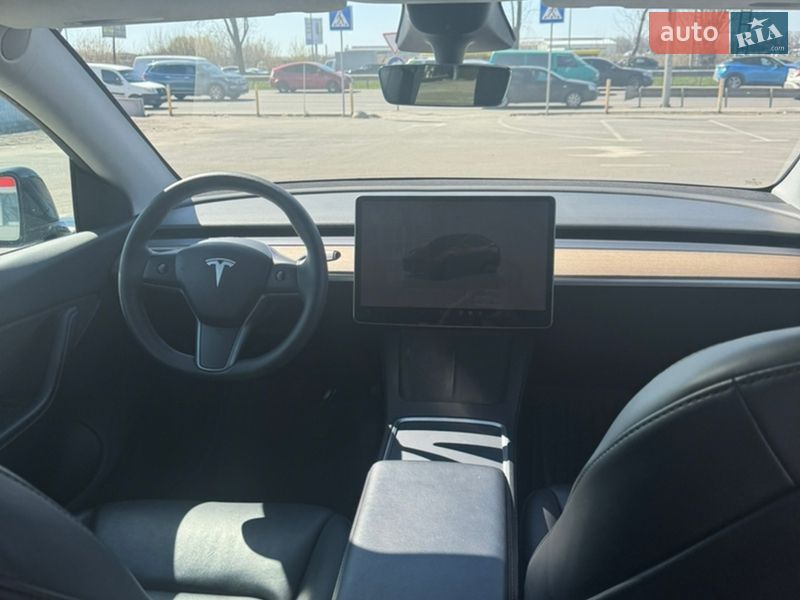 Внедорожник / Кроссовер Tesla Model Y 2022 в Киеве