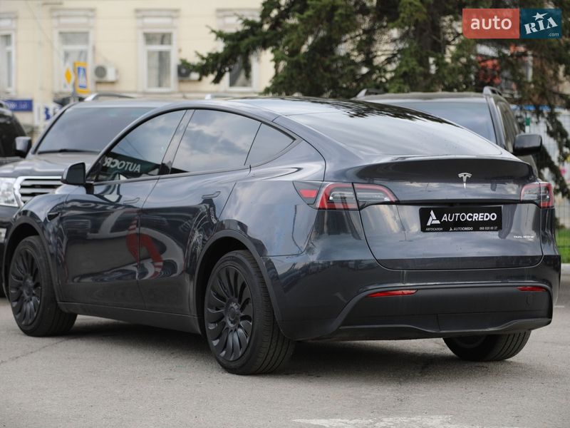 Внедорожник / Кроссовер Tesla Model Y 2024 в Харькове