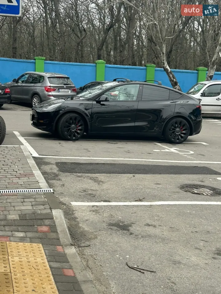 2023 Tesla Model Y - мініатюра 9