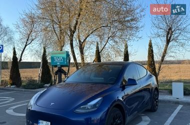 Позашляховик / Кросовер Tesla Model Y 2023 в Києві