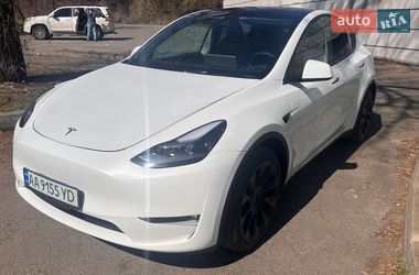Внедорожник / Кроссовер Tesla Model Y 2024 в Киеве